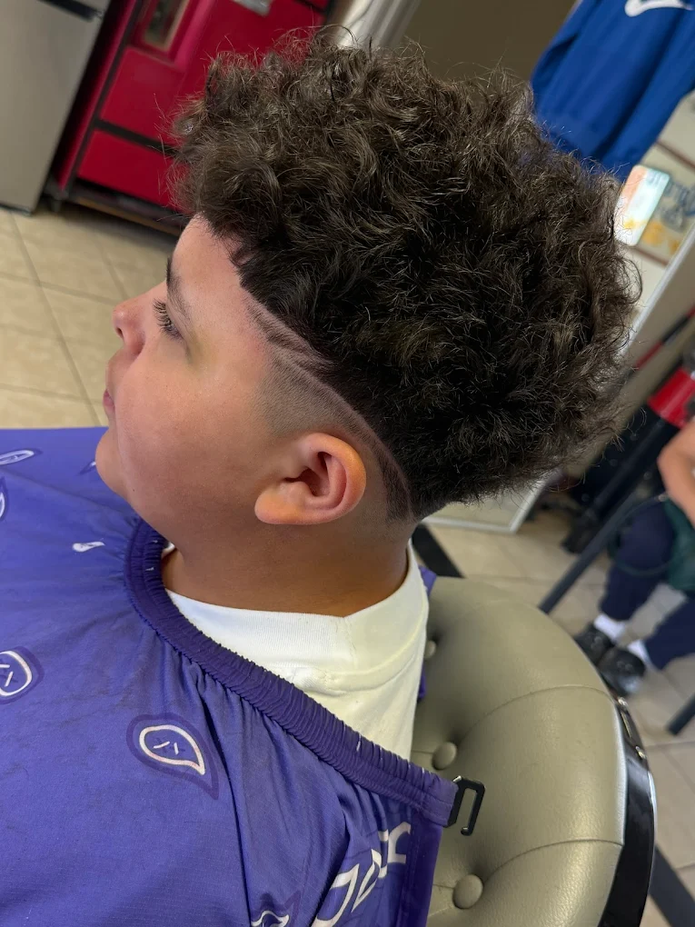 Self Made Barbershop precision cut